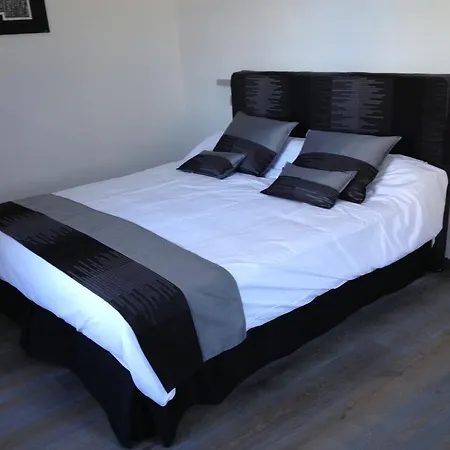 ホテル Domaine De L'esperon 3*