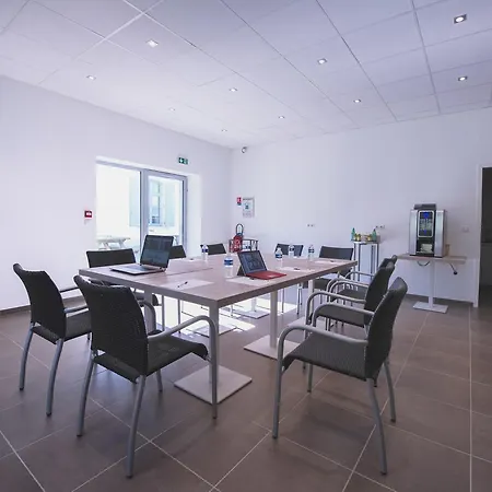 ホテル Domaine De L'esperon 3*