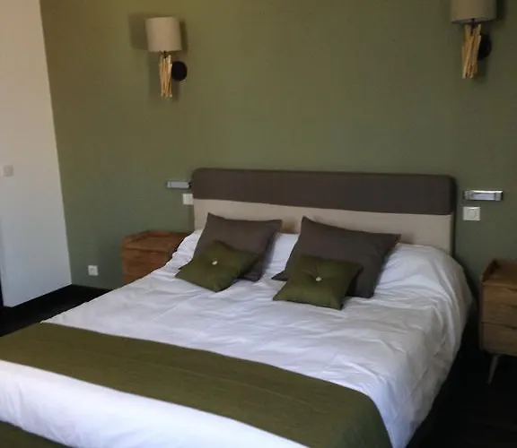 Domaine De L'esperon 3*