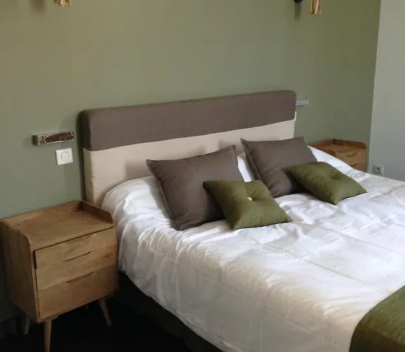 Hotel Domaine De L'esperon 3*