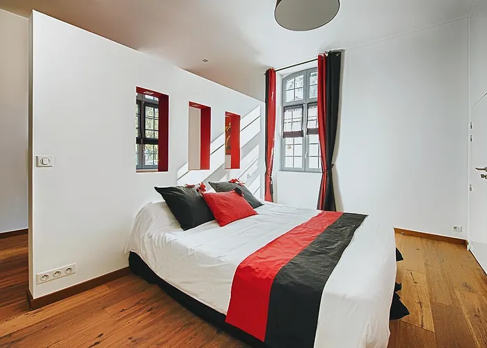 Hotel Domaine De L'esperon 3*